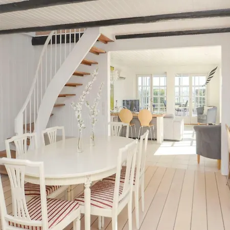 Holiday home Three-bedroom Holiday In Idestrup Boto By