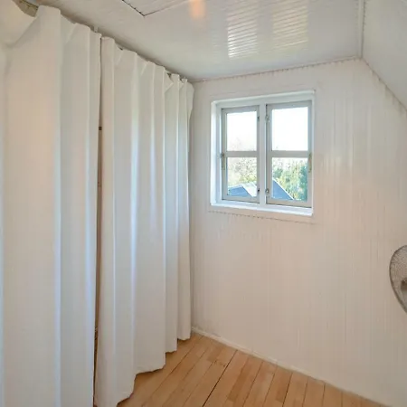 Three-bedroom Holiday In Idestrup Holiday home Boto By
