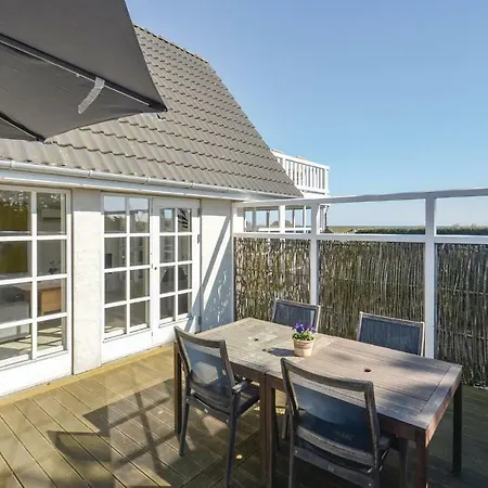 Three-bedroom Holiday In Idestrup