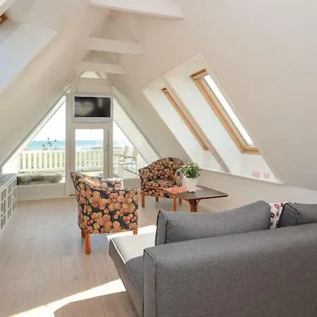 Three-bedroom Holiday In Idestrup *